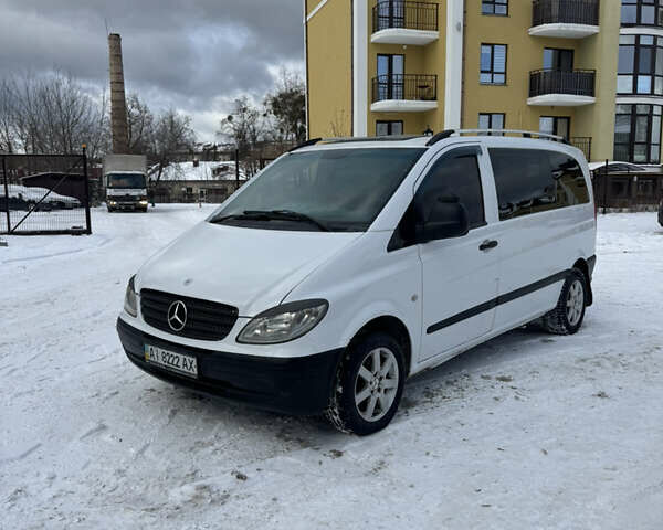 Белый Мерседес Вито, объемом двигателя 2.15 л и пробегом 345 тыс. км за 6400 $, фото 1 на Automoto.ua