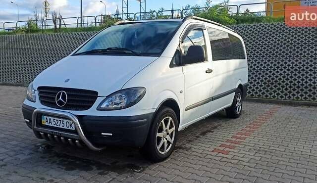 Белый Мерседес Вито, объемом двигателя 2.15 л и пробегом 362 тыс. км за 6250 $, фото 1 на Automoto.ua