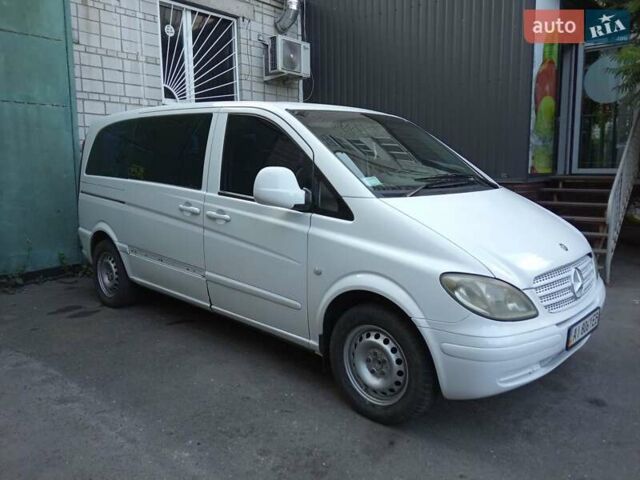 Белый Мерседес Вито, объемом двигателя 2.1 л и пробегом 400 тыс. км за 6800 $, фото 1 на Automoto.ua