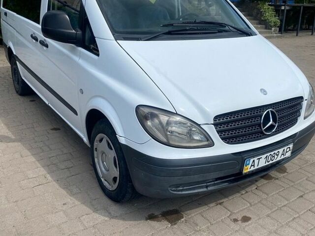 Белый Мерседес Вито, объемом двигателя 2.1 л и пробегом 269 тыс. км за 7800 $, фото 1 на Automoto.ua