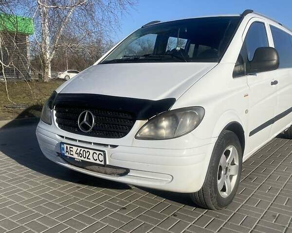 Білий Мерседес Віто, об'ємом двигуна 2.1 л та пробігом 450 тис. км за 6200 $, фото 1 на Automoto.ua