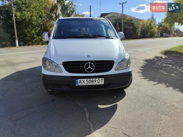 Белый Мерседес Вито, объемом двигателя 2.15 л и пробегом 302 тыс. км за 7200 $, фото 1 на Automoto.ua