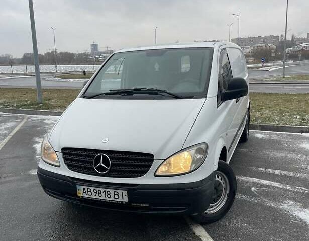 Білий Мерседес Віто, об'ємом двигуна 2.15 л та пробігом 420 тис. км за 6700 $, фото 1 на Automoto.ua