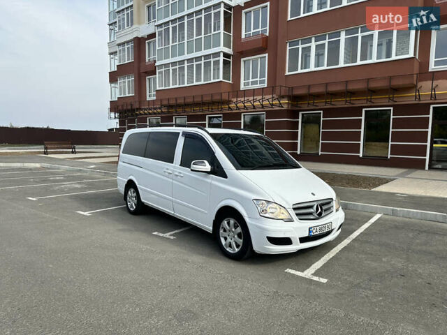 Белый Мерседес Вито, объемом двигателя 3 л и пробегом 290 тыс. км за 12500 $, фото 1 на Automoto.ua