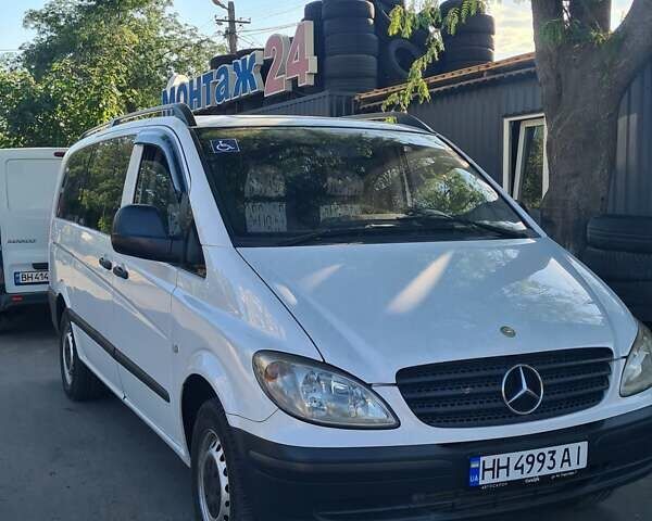 Білий Мерседес Віто, об'ємом двигуна 2.2 л та пробігом 245 тис. км за 11200 $, фото 1 на Automoto.ua