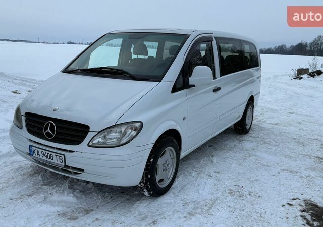 Белый Мерседес Вито, объемом двигателя 2.15 л и пробегом 390 тыс. км за 7600 $, фото 1 на Automoto.ua