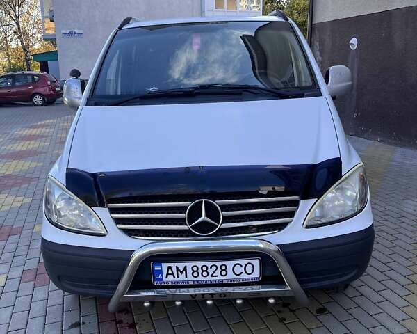 Мерседес Вито 2006 в Житомире на Automoto.ua Белый Мерседес Вито, объемом двигателя 2.1 л и пробегом 266 тыс. км за 7777 $, фото 1 на Automoto.ua