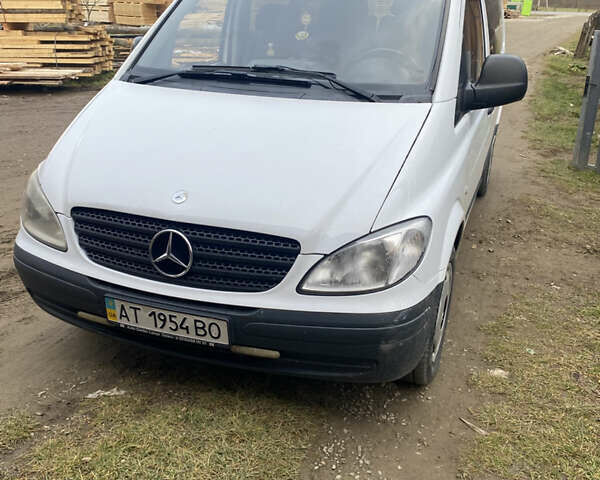 Белый Мерседес Вито, объемом двигателя 2.15 л и пробегом 198 тыс. км за 6800 $, фото 1 на Automoto.ua