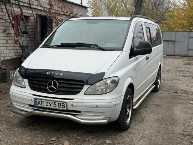 Белый Мерседес Вито, объемом двигателя 2.1 л и пробегом 270 тыс. км за 8300 $, фото 1 на Automoto.ua