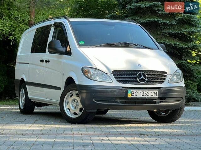 Белый Мерседес Вито, объемом двигателя 2.15 л и пробегом 295 тыс. км за 8999 $, фото 1 на Automoto.ua