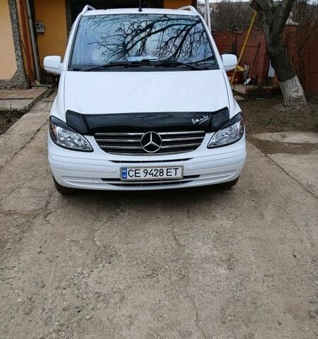 Белый Мерседес Вито, объемом двигателя 2.15 л и пробегом 325 тыс. км за 9400 $, фото 1 на Automoto.ua
