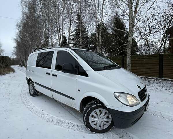 Белый Мерседес Вито, объемом двигателя 2.15 л и пробегом 600 тыс. км за 6250 $, фото 1 на Automoto.ua
