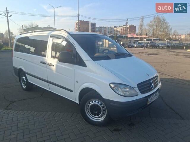 Белый Мерседес Вито, объемом двигателя 2.15 л и пробегом 439 тыс. км за 8500 $, фото 1 на Automoto.ua