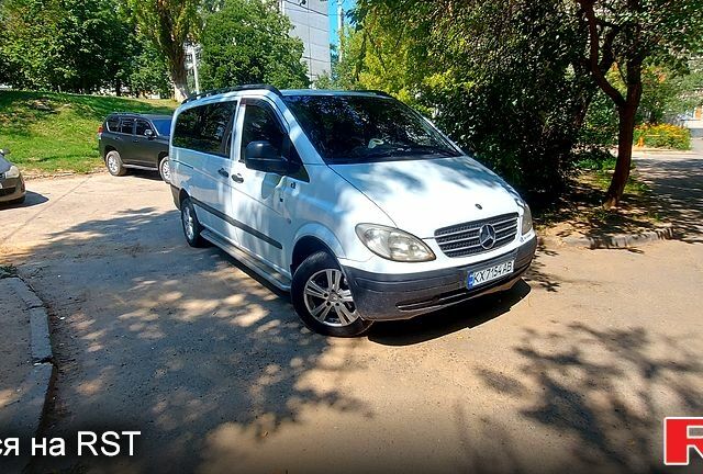 Белый Мерседес Вито, объемом двигателя 2.1 л и пробегом 111 тыс. км за 8300 $, фото 1 на Automoto.ua