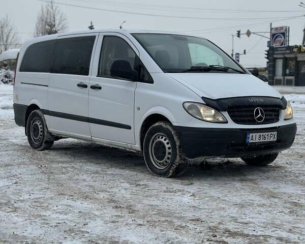 Белый Мерседес Вито, объемом двигателя 2.15 л и пробегом 415 тыс. км за 7300 $, фото 1 на Automoto.ua