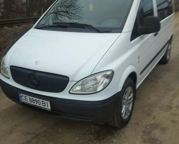 Белый Мерседес Вито, объемом двигателя 2.2 л и пробегом 289 тыс. км за 9100 $, фото 1 на Automoto.ua