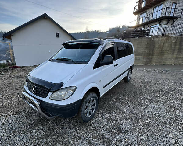 Белый Мерседес Вито, объемом двигателя 2.15 л и пробегом 420 тыс. км за 12000 $, фото 1 на Automoto.ua