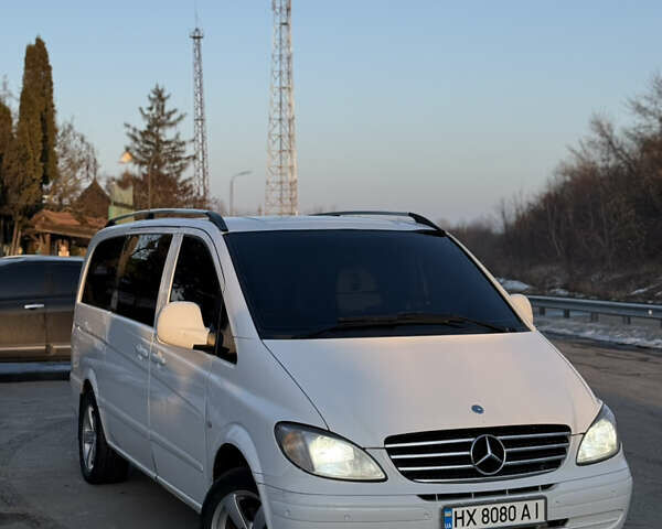 Белый Мерседес Вито, объемом двигателя 2.15 л и пробегом 390 тыс. км за 8800 $, фото 1 на Automoto.ua