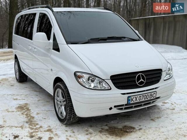 Белый Мерседес Вито, объемом двигателя 2.15 л и пробегом 241 тыс. км за 9800 $, фото 1 на Automoto.ua