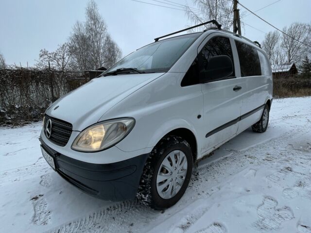 Белый Мерседес Вито, объемом двигателя 2.1 л и пробегом 400 тыс. км за 6250 $, фото 1 на Automoto.ua