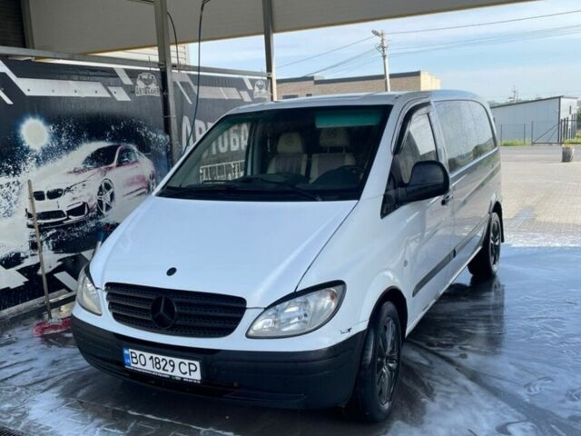 Белый Мерседес Вито, объемом двигателя 2.2 л и пробегом 350 тыс. км за 8250 $, фото 1 на Automoto.ua