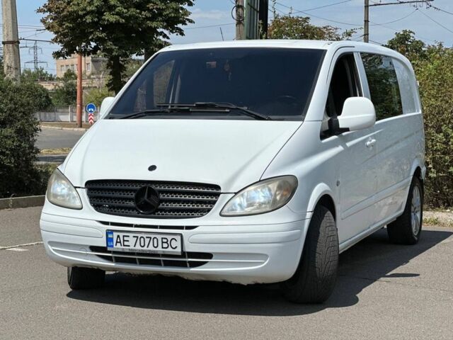 Белый Мерседес Вито, объемом двигателя 2.1 л и пробегом 250 тыс. км за 6599 $, фото 1 на Automoto.ua