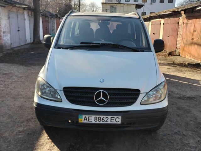 Білий Мерседес Віто, об'ємом двигуна 2.2 л та пробігом 200 тис. км за 13999 $, фото 1 на Automoto.ua