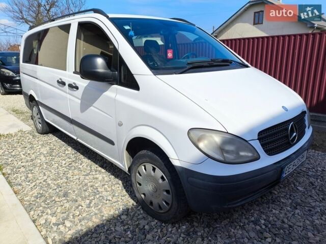 Белый Мерседес Вито, объемом двигателя 2.15 л и пробегом 224 тыс. км за 8750 $, фото 1 на Automoto.ua