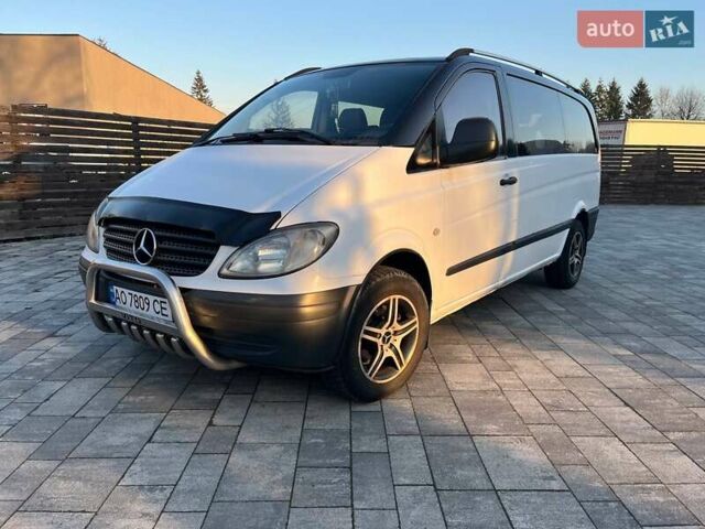 Белый Мерседес Вито, объемом двигателя 2.15 л и пробегом 458 тыс. км за 7400 $, фото 1 на Automoto.ua