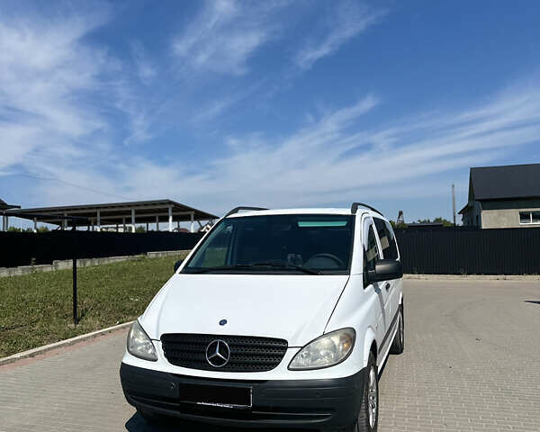 Білий Мерседес Віто, об'ємом двигуна 2.15 л та пробігом 340 тис. км за 12100 $, фото 1 на Automoto.ua