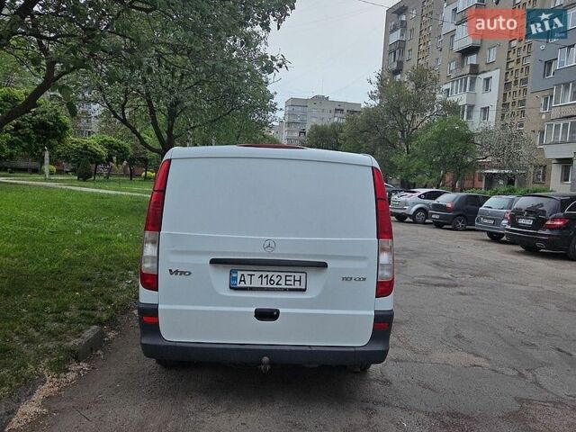 Белый Мерседес Вито, объемом двигателя 2.14 л и пробегом 258 тыс. км за 13500 $, фото 1 на Automoto.ua