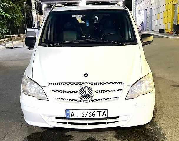 Білий Мерседес Віто, об'ємом двигуна 2.14 л та пробігом 384 тис. км за 13500 $, фото 1 на Automoto.ua