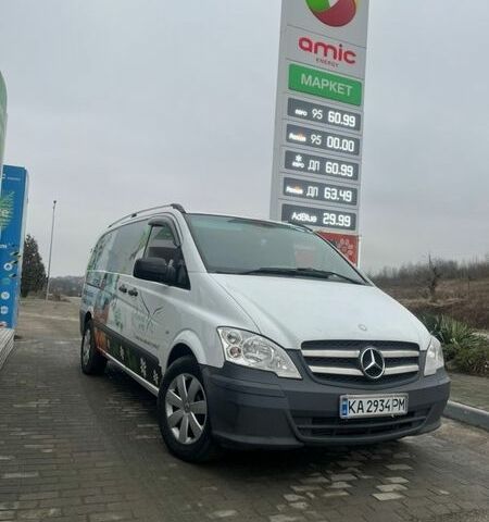 Білий Мерседес Віто, об'ємом двигуна 2.14 л та пробігом 260 тис. км за 8500 $, фото 1 на Automoto.ua