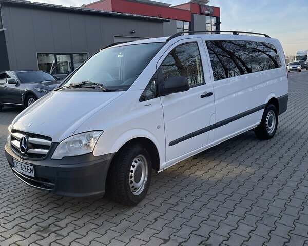 Білий Мерседес Віто, об'ємом двигуна 2.1 л та пробігом 295 тис. км за 16500 $, фото 1 на Automoto.ua