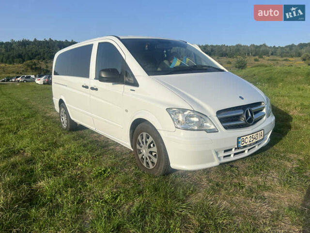 Белый Мерседес Вито, объемом двигателя 2.14 л и пробегом 320 тыс. км за 17500 $, фото 1 на Automoto.ua