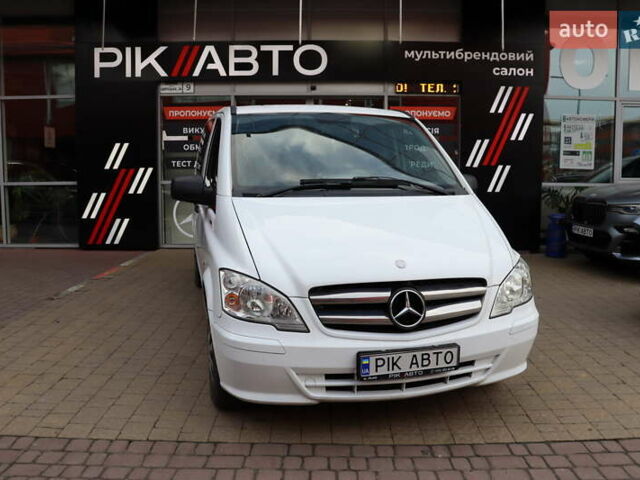 Білий Мерседес Віто, об'ємом двигуна 2.2 л та пробігом 321 тис. км за 17900 $, фото 1 на Automoto.ua