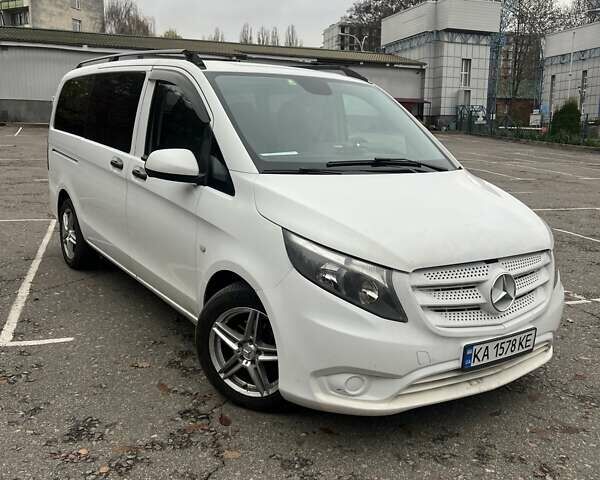 Белый Мерседес Вито, объемом двигателя 1.6 л и пробегом 347 тыс. км за 13200 $, фото 1 на Automoto.ua
