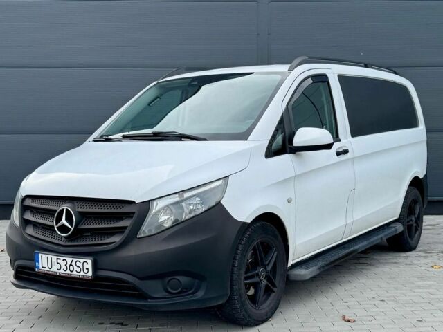 Белый Мерседес Вито, объемом двигателя 1.6 л и пробегом 305 тыс. км за 8800 $, фото 1 на Automoto.ua