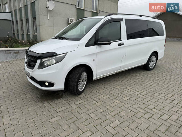 Белый Мерседес Вито, объемом двигателя 2.14 л и пробегом 244 тыс. км за 23000 $, фото 1 на Automoto.ua