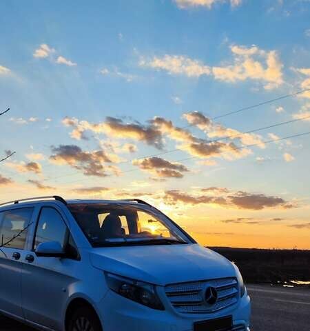 Белый Мерседес Вито, объемом двигателя 1.6 л и пробегом 177 тыс. км за 13700 $, фото 1 на Automoto.ua