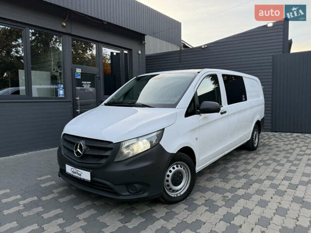 Белый Мерседес Вито, объемом двигателя 2.14 л и пробегом 464 тыс. км за 14990 $, фото 1 на Automoto.ua