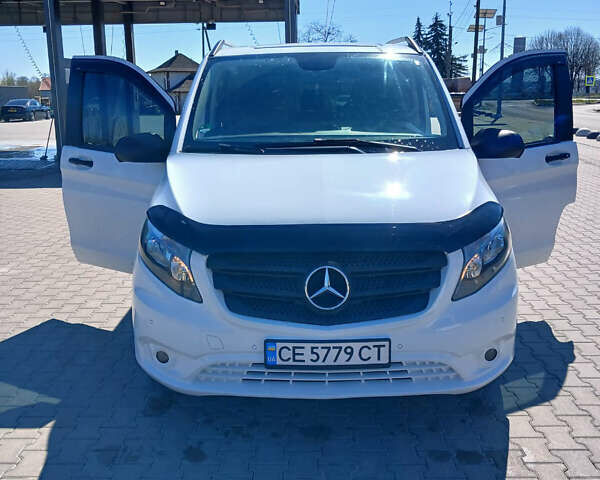 Белый Мерседес Вито, объемом двигателя 2.14 л и пробегом 172 тыс. км за 22500 $, фото 1 на Automoto.ua