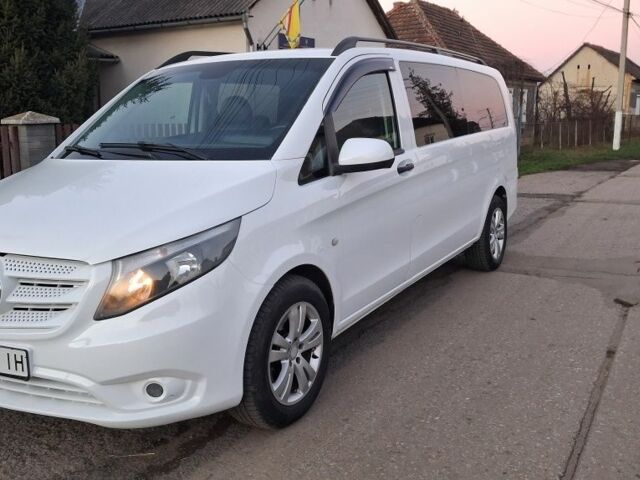 Білий Мерседес Віто, об'ємом двигуна 2.1 л та пробігом 400 тис. км за 16500 $, фото 1 на Automoto.ua