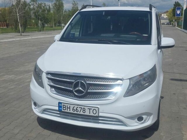 Білий Мерседес Віто, об'ємом двигуна 2.14 л та пробігом 380 тис. км за 21000 $, фото 1 на Automoto.ua