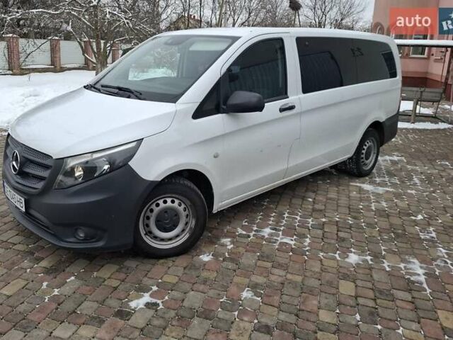 Белый Мерседес Вито, объемом двигателя 1.95 л и пробегом 370 тыс. км за 21500 $, фото 1 на Automoto.ua