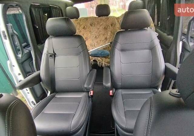 Белый Мерседес Вито, объемом двигателя 2.1 л и пробегом 156 тыс. км за 26000 $, фото 1 на Automoto.ua