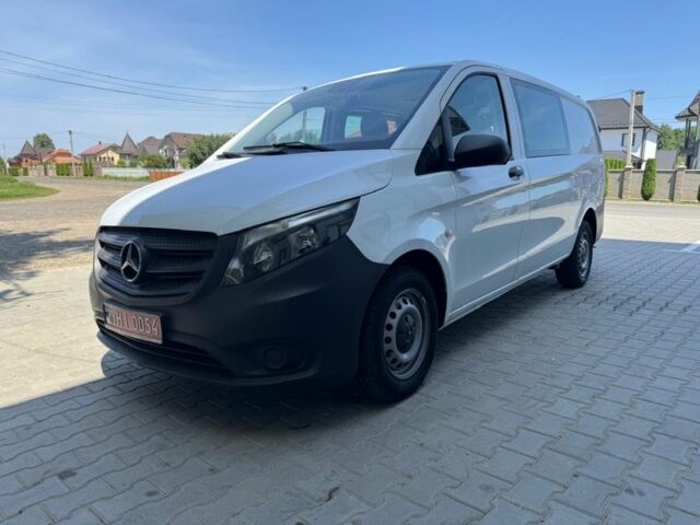 Білий Мерседес Віто, об'ємом двигуна 2.2 л та пробігом 246 тис. км за 16832 $, фото 1 на Automoto.ua