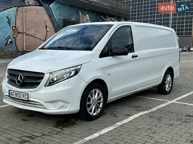 Білий Мерседес Віто, об'ємом двигуна 2.14 л та пробігом 280 тис. км за 19000 $, фото 1 на Automoto.ua