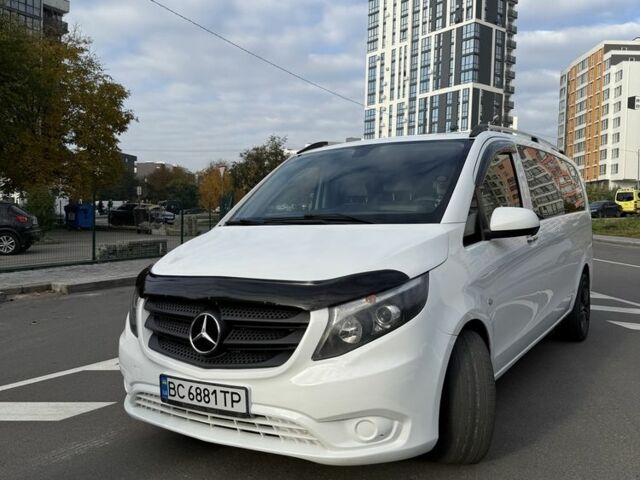 Белый Мерседес Вито, объемом двигателя 2.1 л и пробегом 293 тыс. км за 17500 $, фото 1 на Automoto.ua
