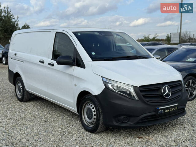 Белый Мерседес Вито, объемом двигателя 1.75 л и пробегом 46 тыс. км за 21250 $, фото 1 на Automoto.ua